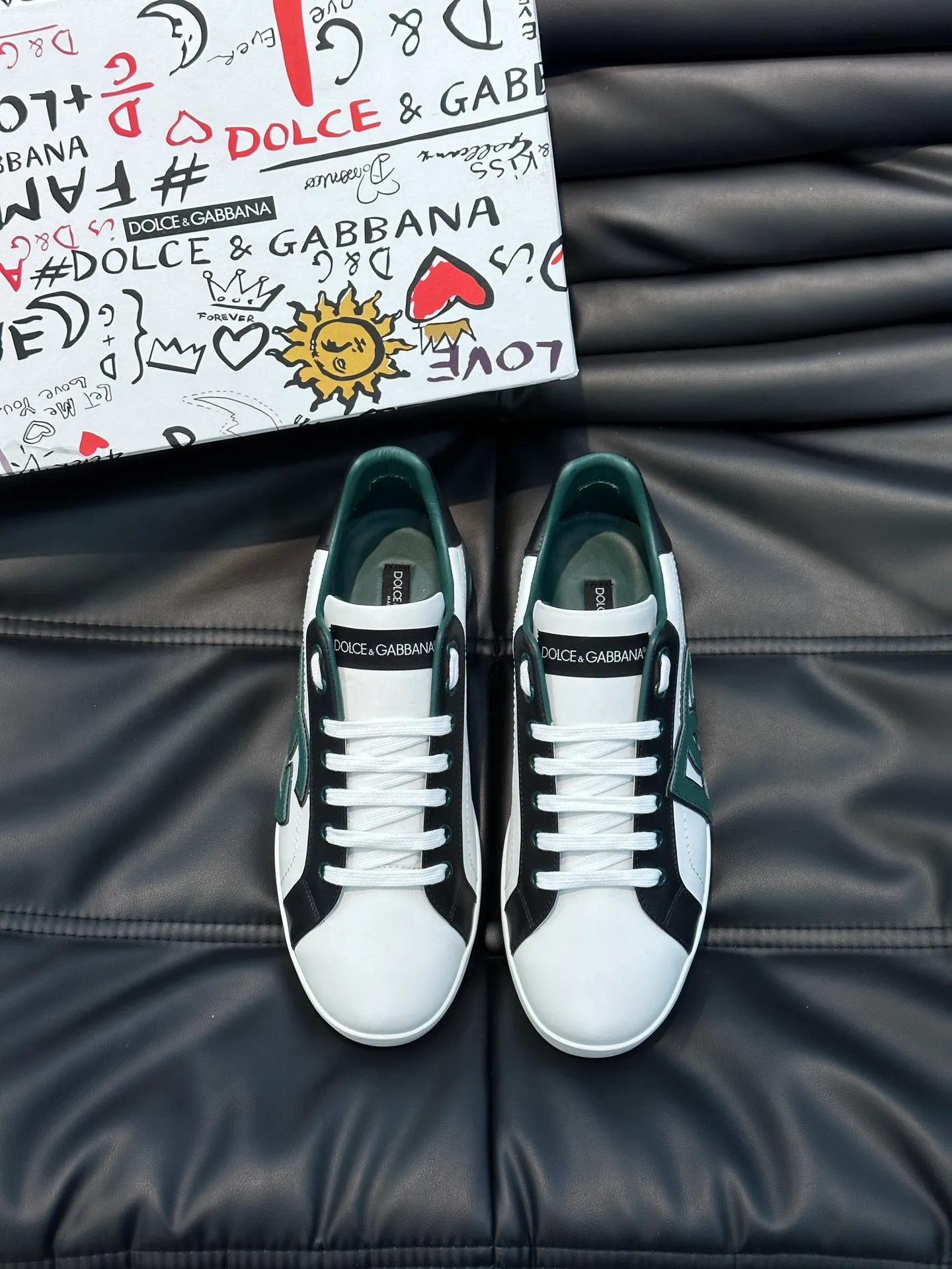 Men's shoes 💰p400 "DG" premium men's casual sports shoes! Imported original cowhide, imported original hardware, exquisite and luxurious, super A level! Compared with the genuine product at the counter, the version is no worse at all! Size:38-45 (46 customized)